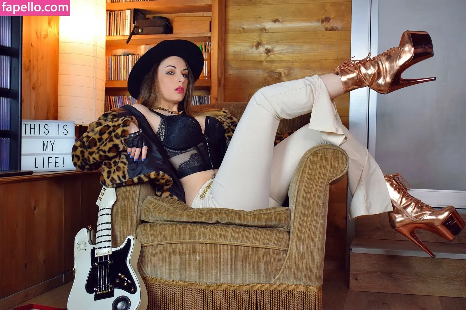 gweda Onlyfans Photo Gallery 