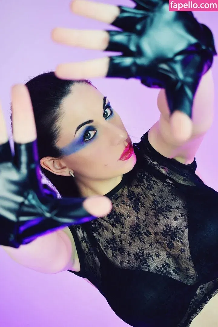 gweda Onlyfans Photo Gallery 