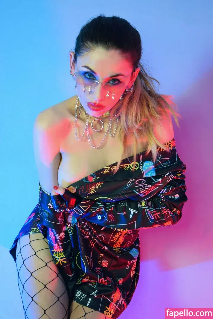 gweda Onlyfans Photo Gallery 