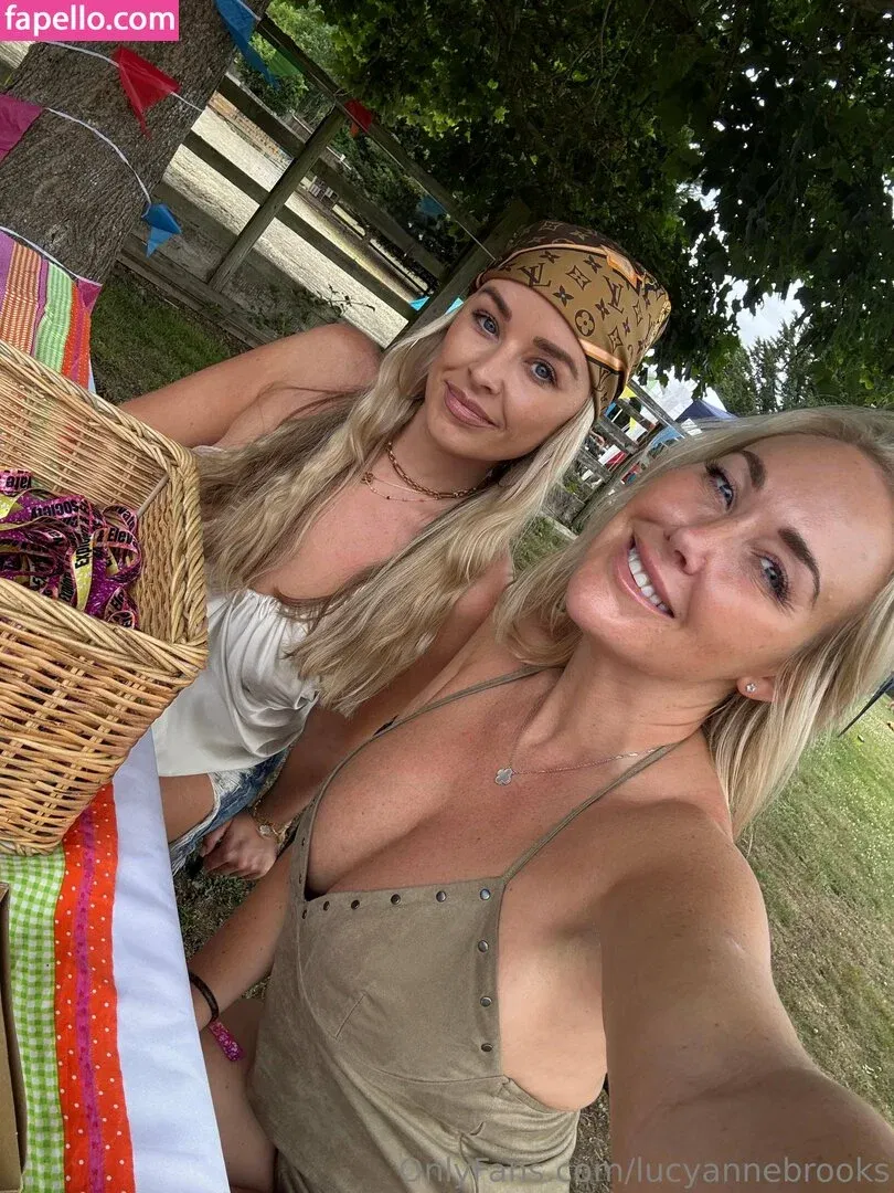 lucyannebrooks Onlyfans Photo Gallery 