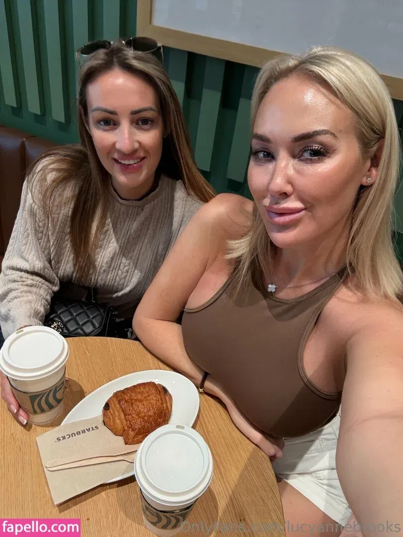 lucyannebrooks Onlyfans Photo Gallery 