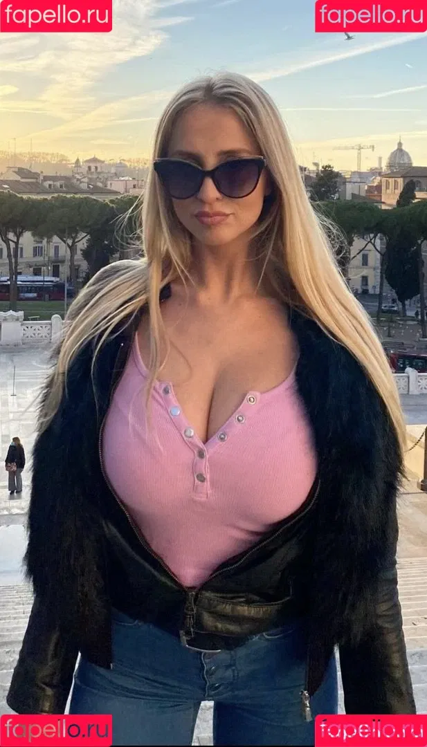 Maria Arreghini Onlyfans Photo Gallery 