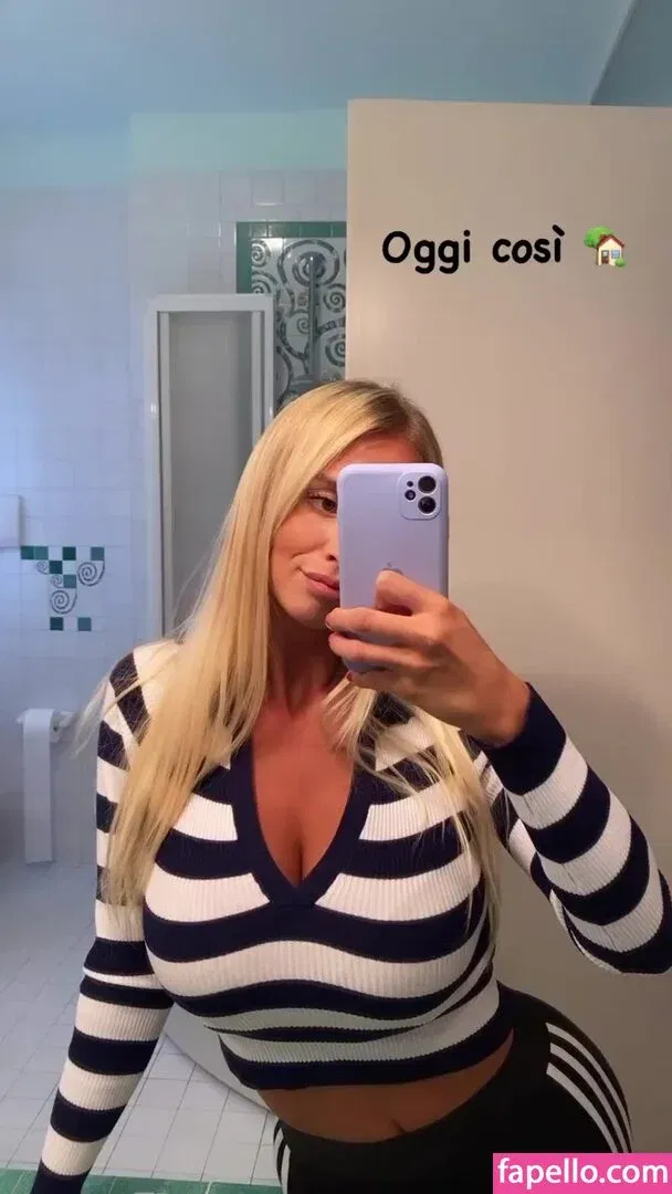 Maria Arreghini Onlyfans Photo Gallery 