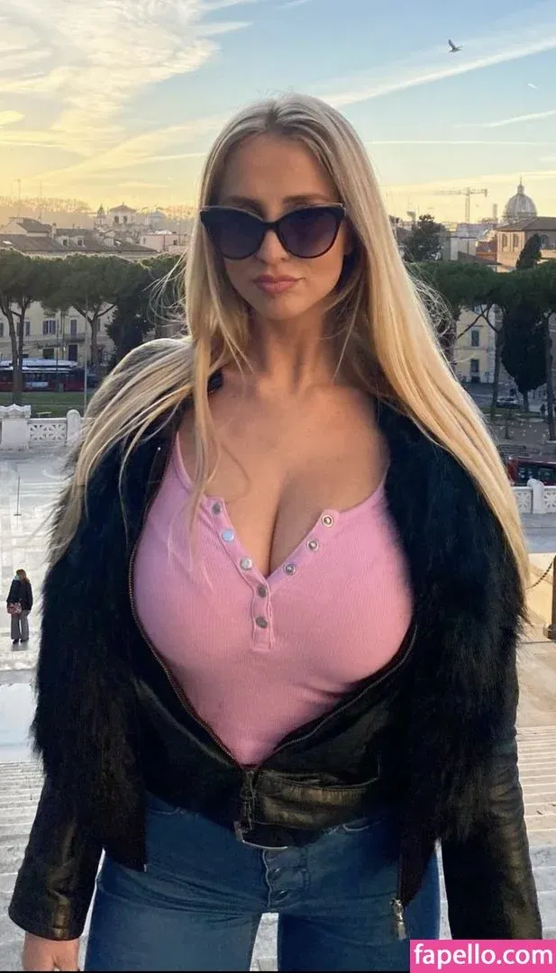 Maria Arreghini Onlyfans Photo Gallery 