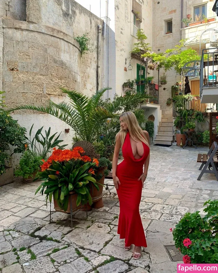 Maria Arreghini Onlyfans Photo Gallery 