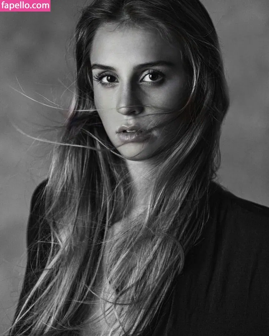 Maria Arreghini Onlyfans Photo Gallery 