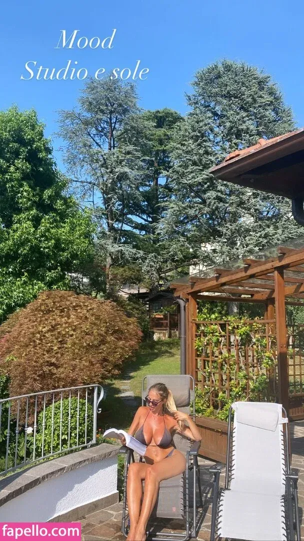 Maria Arreghini Onlyfans Photo Gallery 