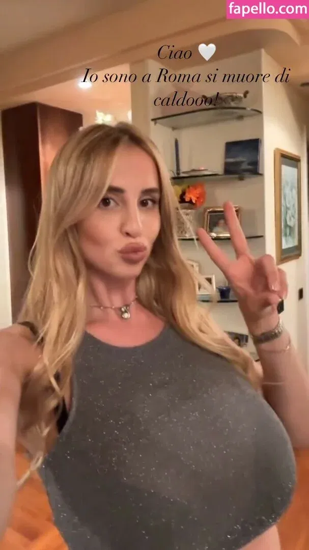 Maria Arreghini Onlyfans Photo Gallery 