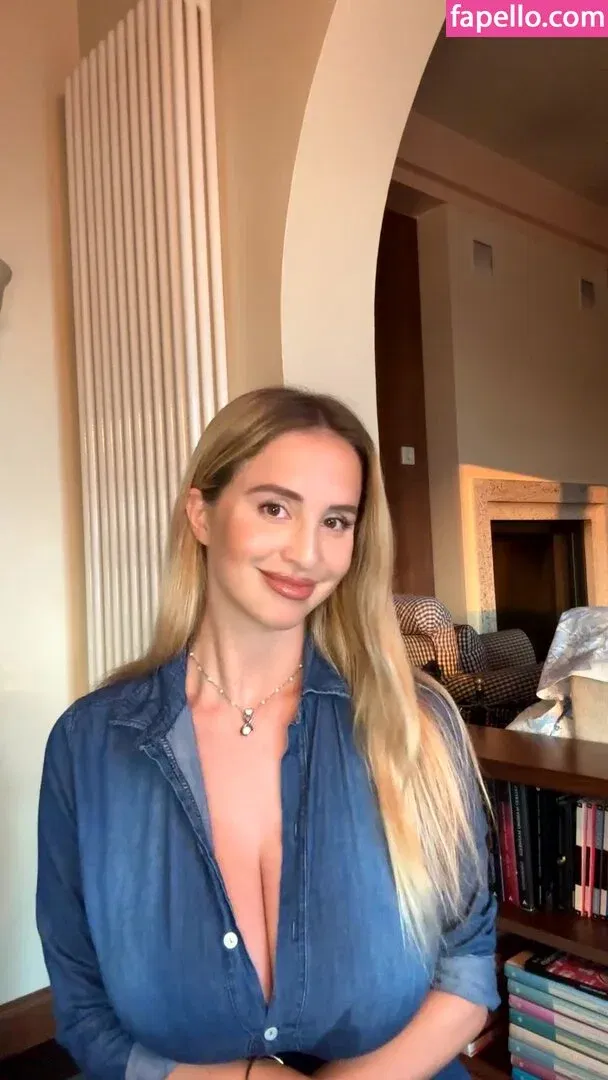 Maria Arreghini Onlyfans Photo Gallery 