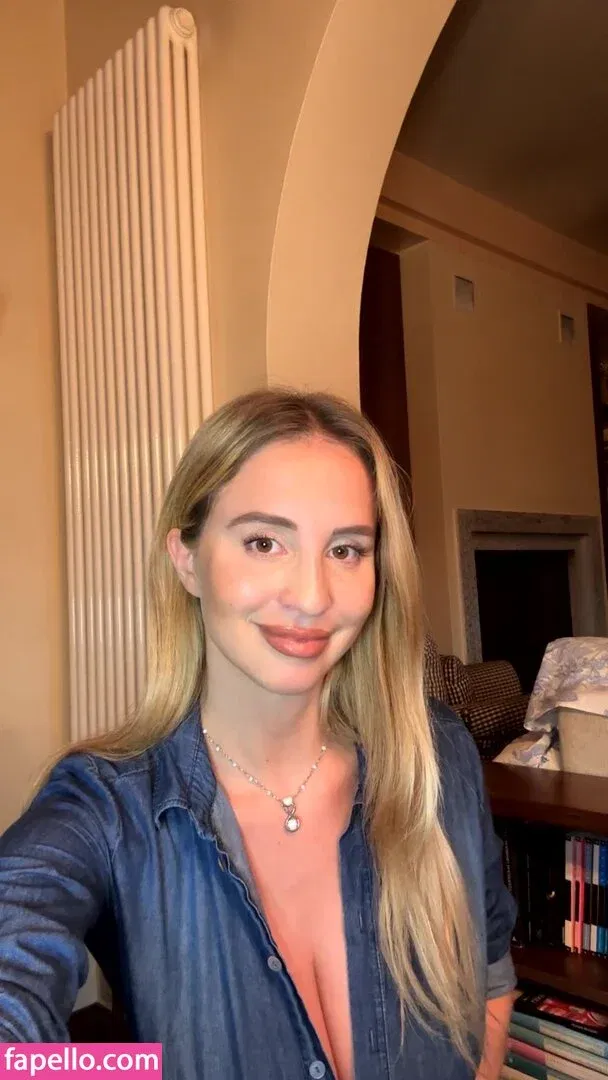 Maria Arreghini Onlyfans Photo Gallery 