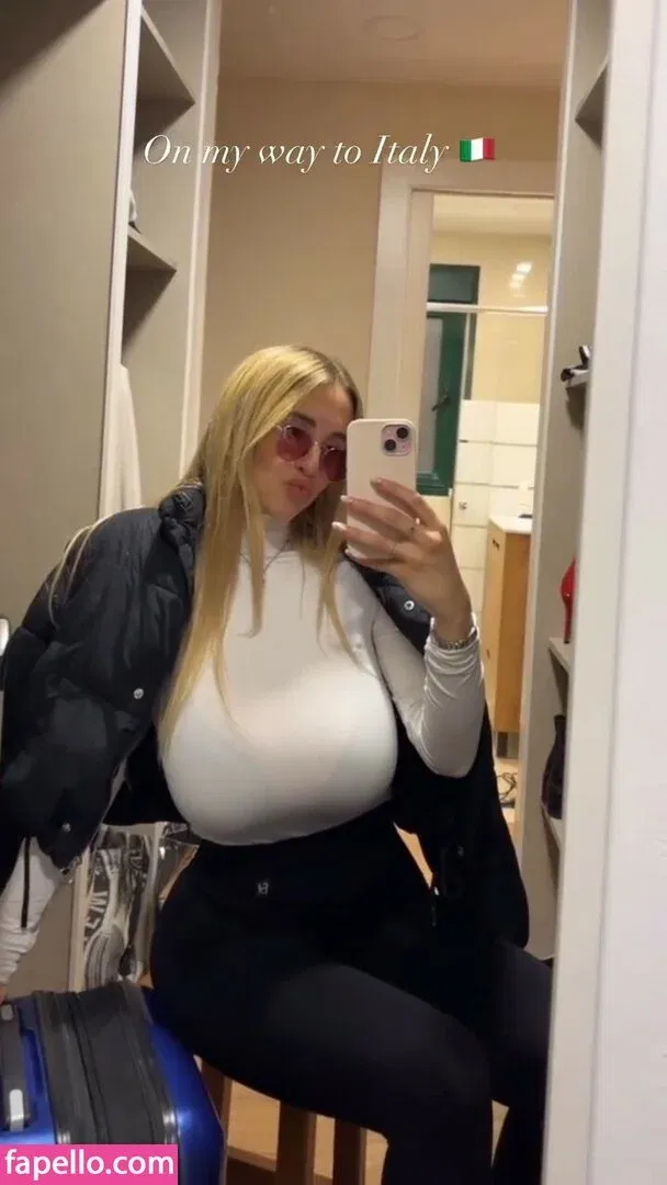 Maria Arreghini Onlyfans Photo Gallery 