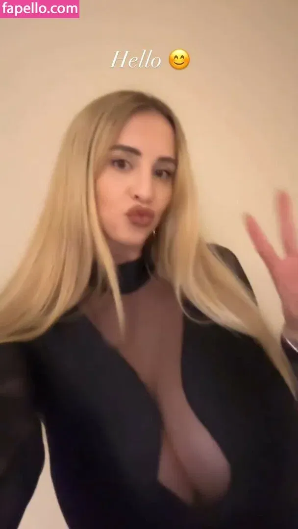 Maria Arreghini Onlyfans Photo Gallery 