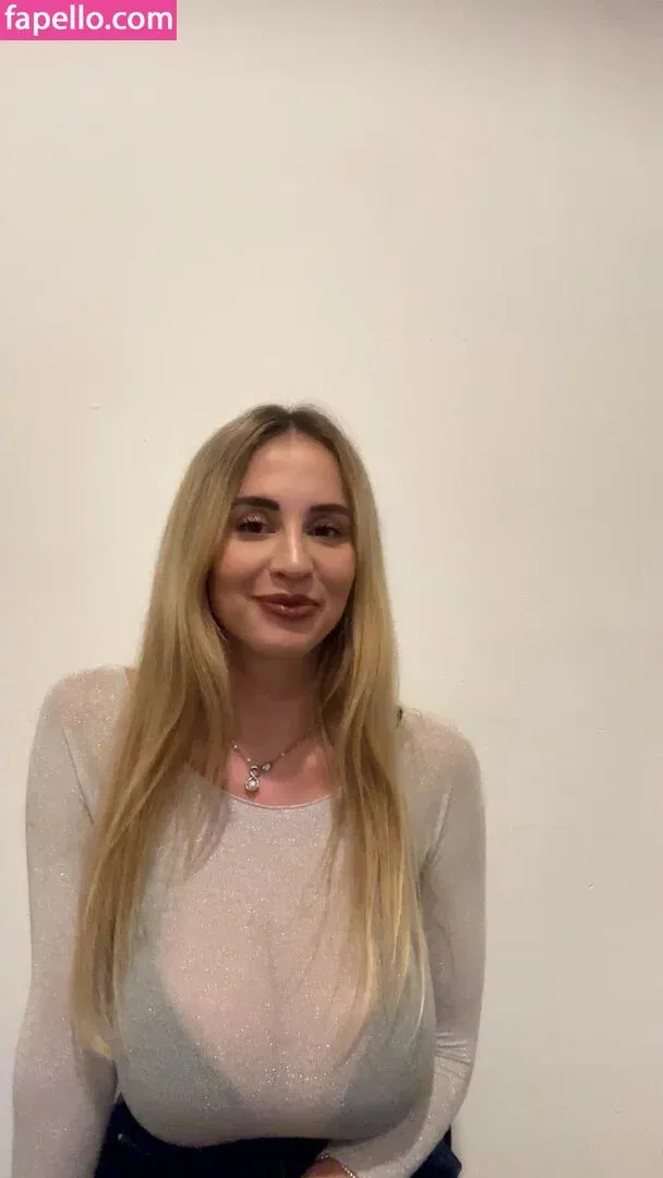 Maria Arreghini Onlyfans Photo Gallery 