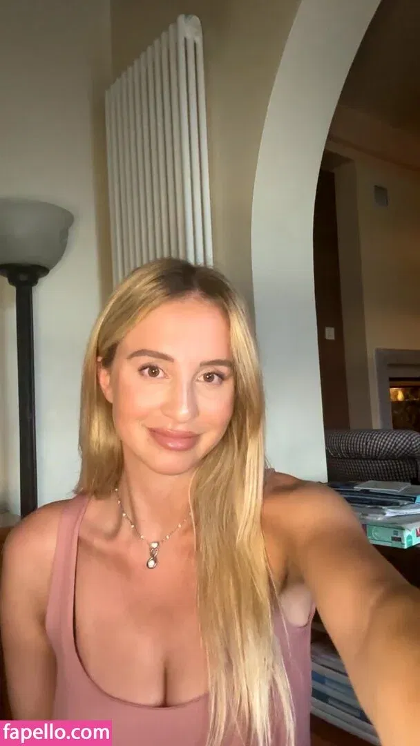 Maria Arreghini Onlyfans Photo Gallery 