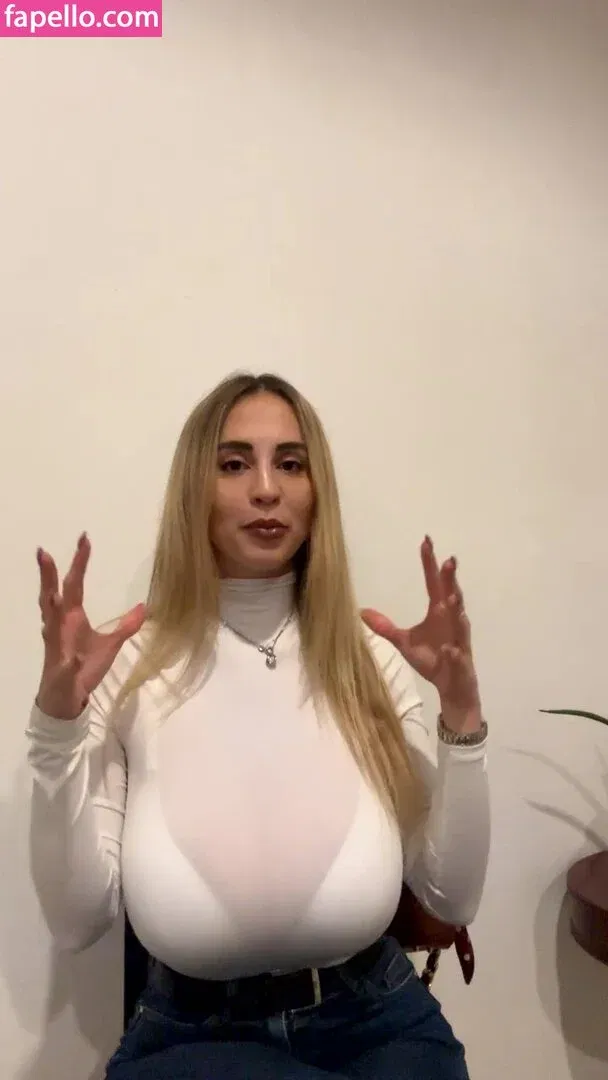 Maria Arreghini Onlyfans Photo Gallery 