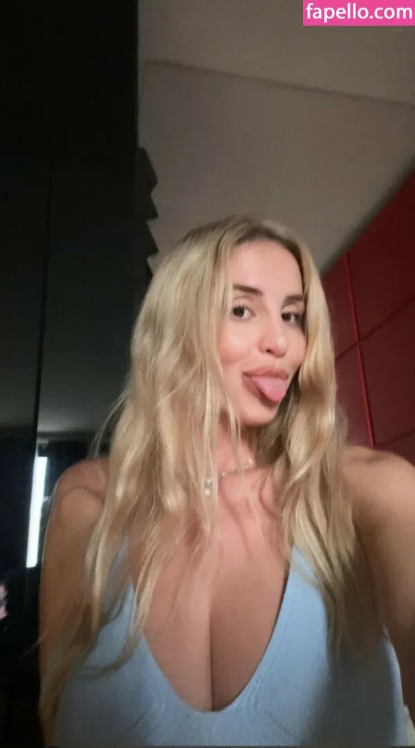 Maria Arreghini Onlyfans Photo Gallery 