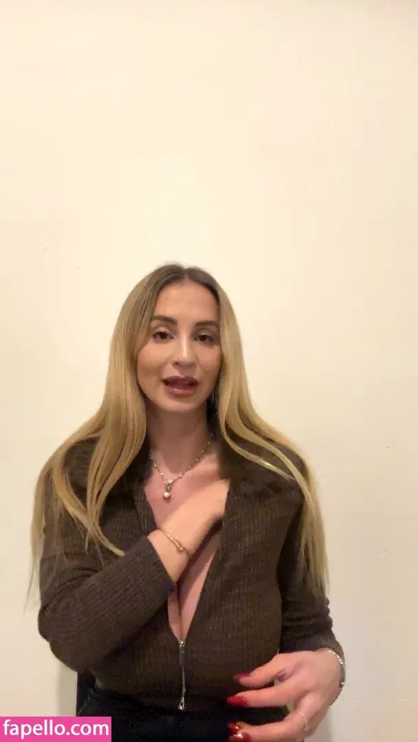 Maria Arreghini Onlyfans Photo Gallery 