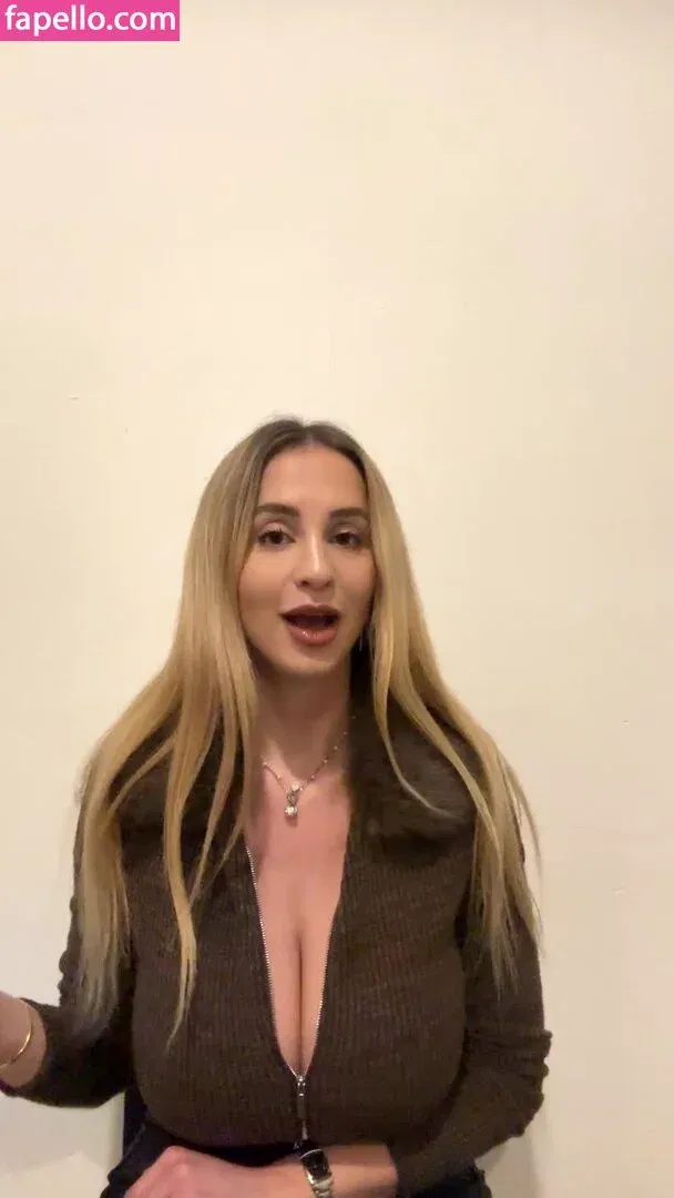 Maria Arreghini Onlyfans Photo Gallery 