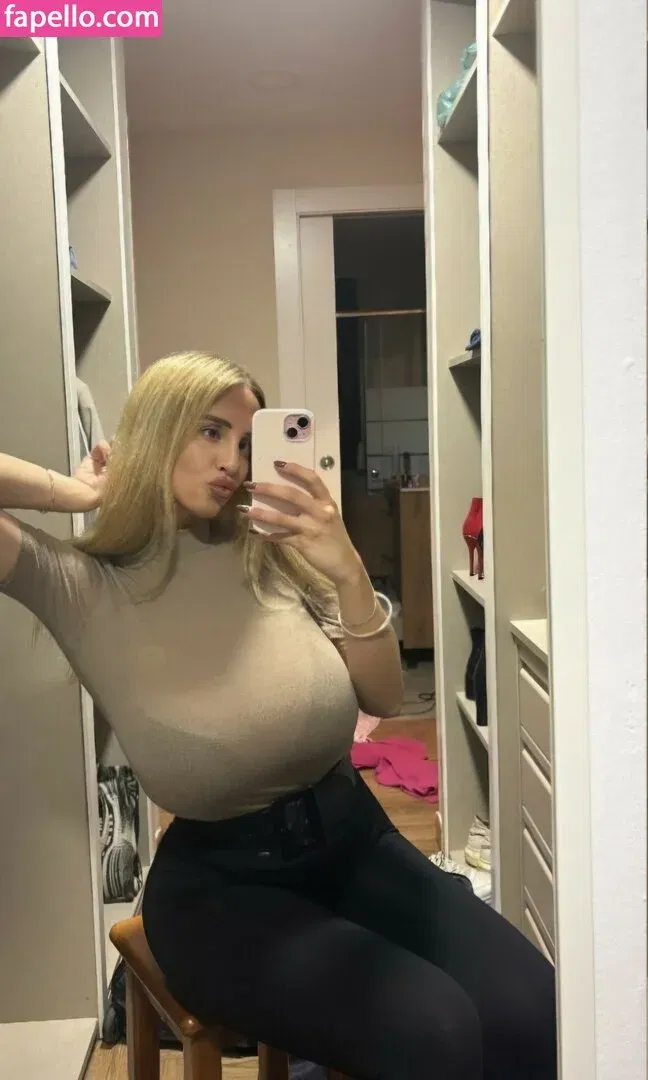 Maria Arreghini Onlyfans Photo Gallery 