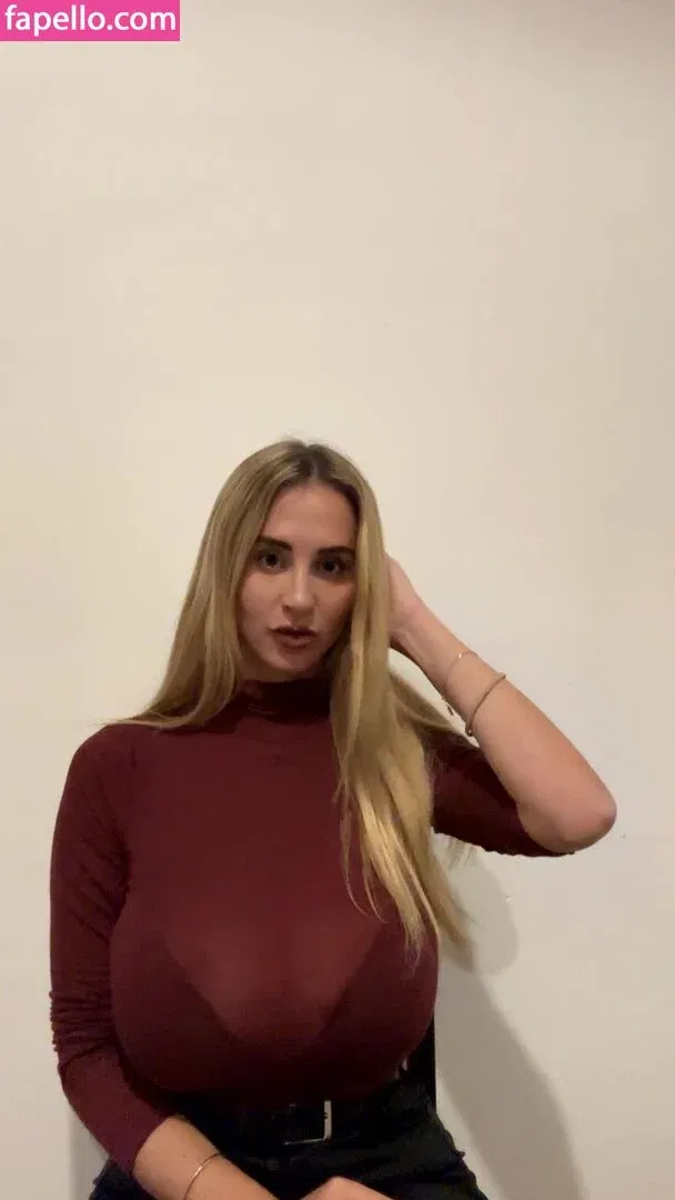 Maria Arreghini Onlyfans Photo Gallery 