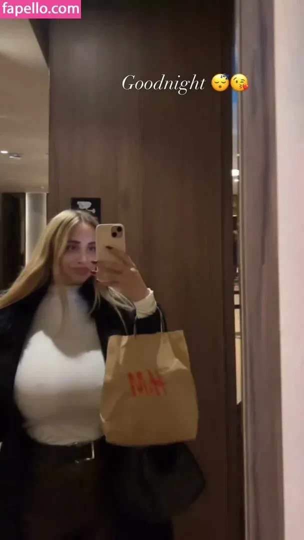 Maria Arreghini Onlyfans Photo Gallery 