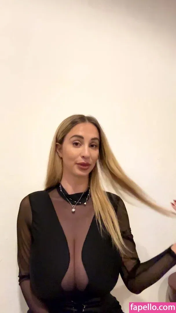 Maria Arreghini Onlyfans Photo Gallery 