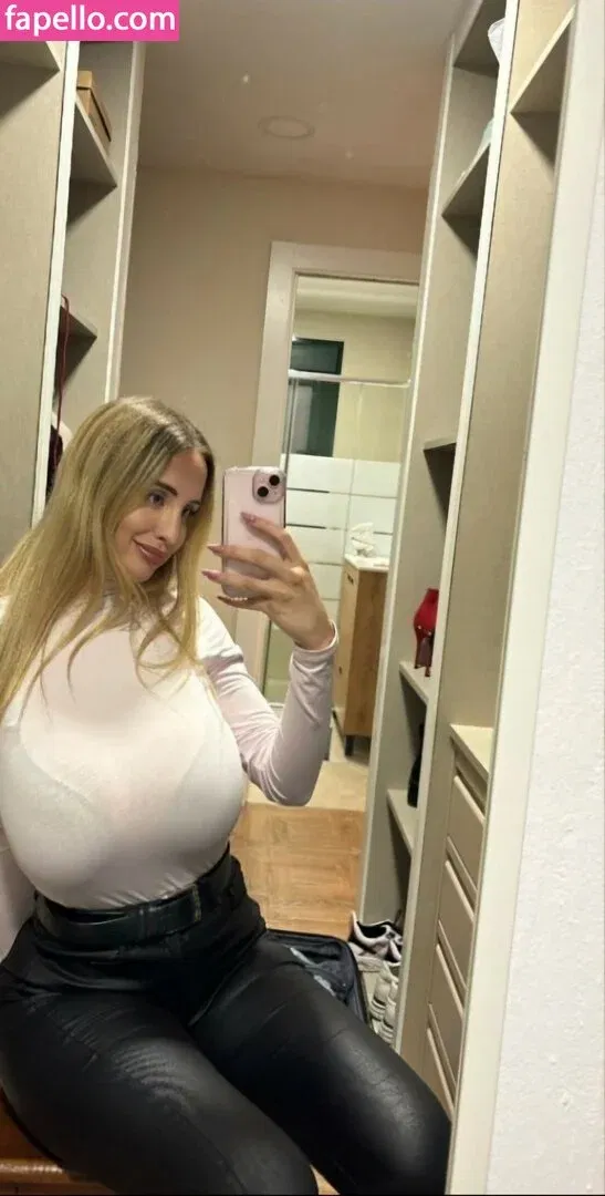 Maria Arreghini Onlyfans Photo Gallery 