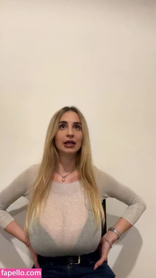 Maria Arreghini Onlyfans Photo Gallery 