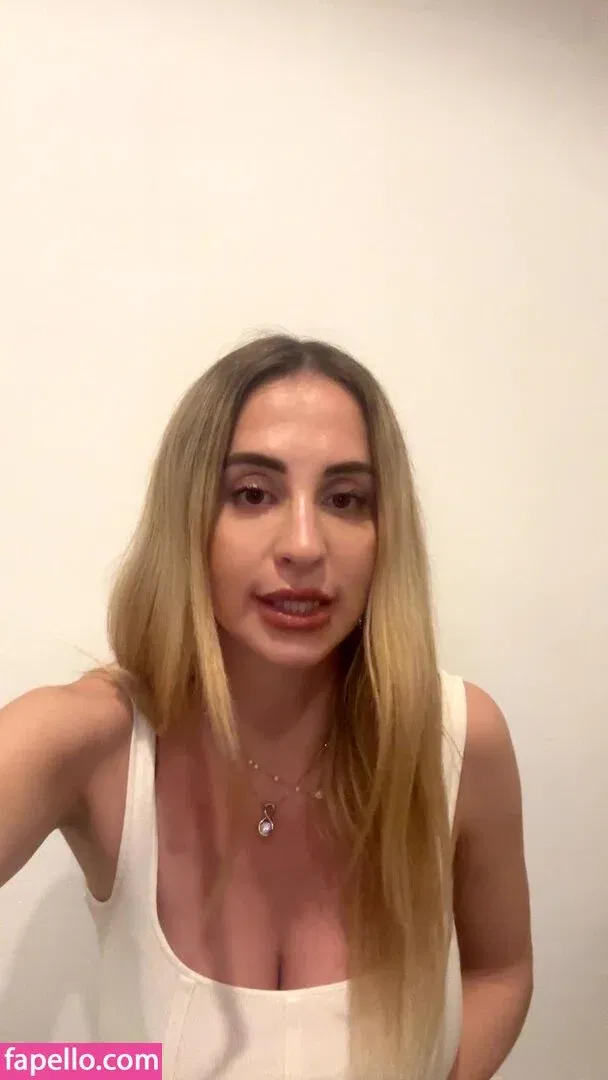 Maria Arreghini Onlyfans Photo Gallery 