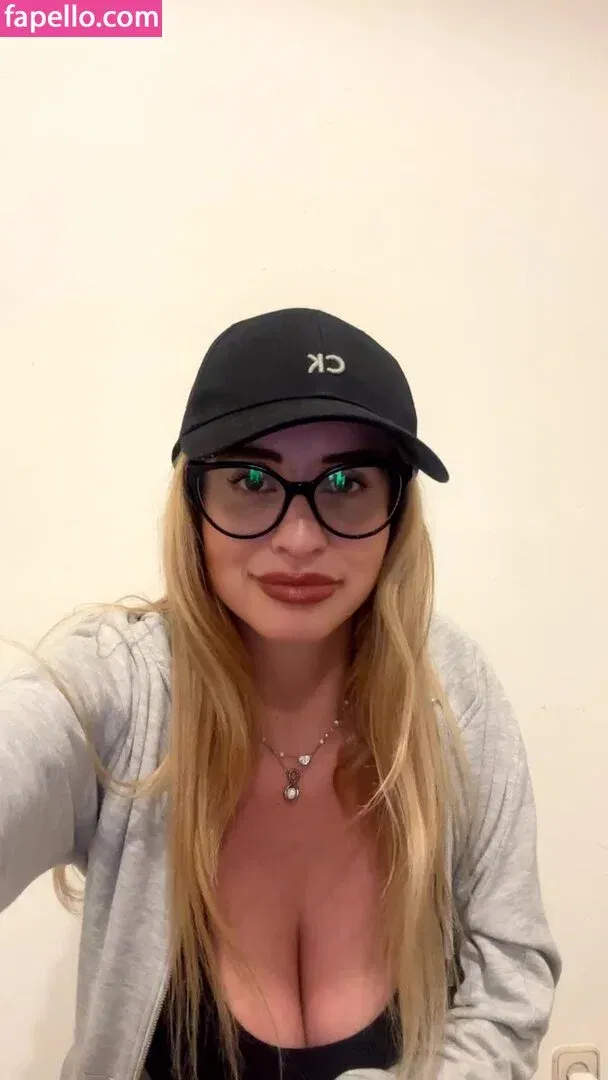 Maria Arreghini Onlyfans Photo Gallery 