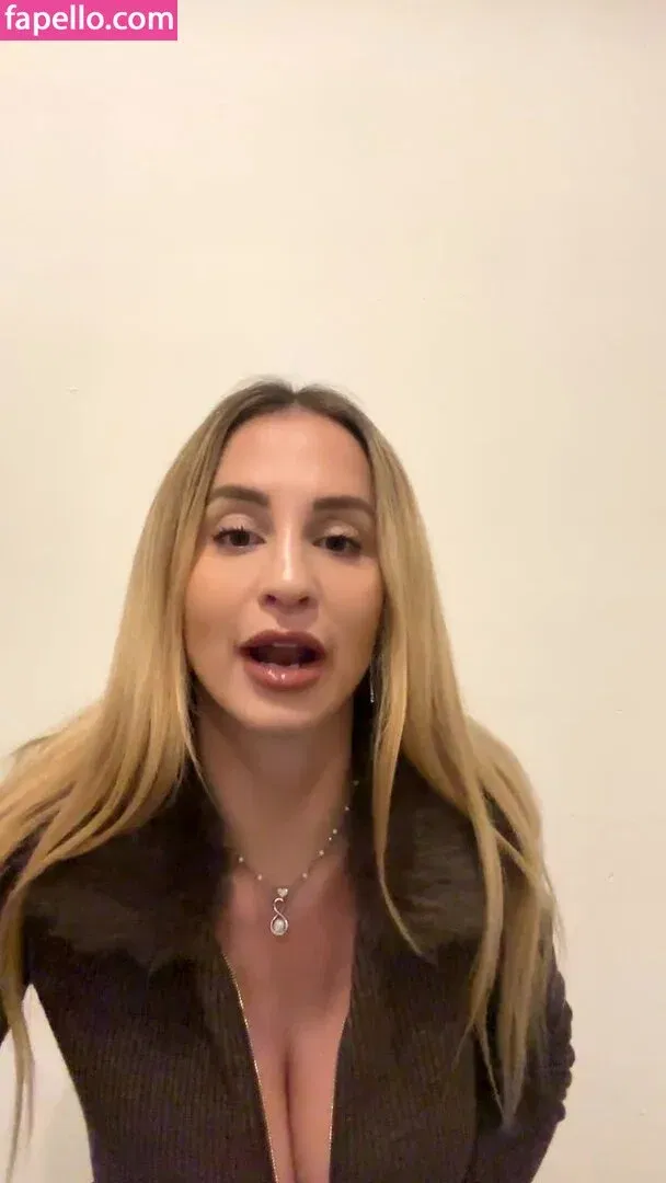 Maria Arreghini Onlyfans Photo Gallery 