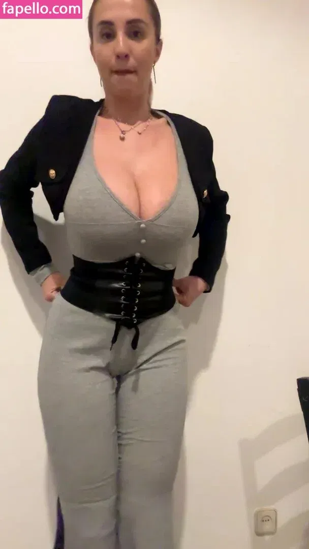 Maria Arreghini Onlyfans Photo Gallery 