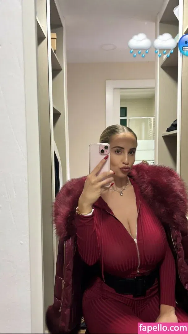 Maria Arreghini Onlyfans Photo Gallery 