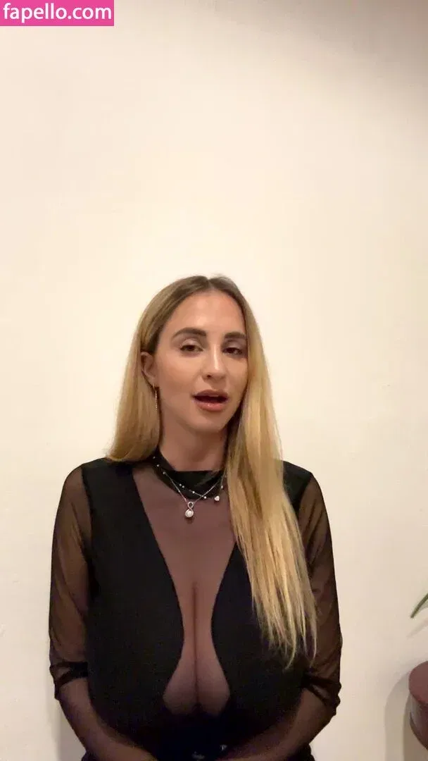 Maria Arreghini Onlyfans Photo Gallery 