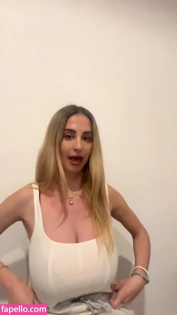 Maria Arreghini Onlyfans Photo Gallery 