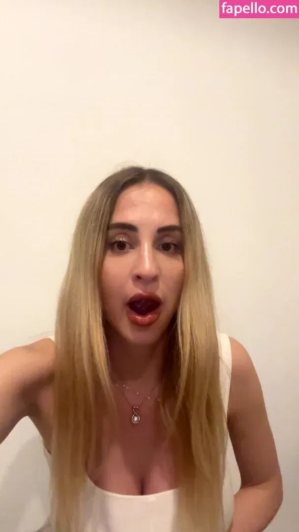 Maria Arreghini Onlyfans Photo Gallery 