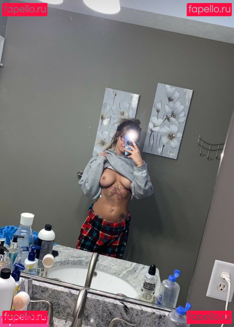 Kat Prudinnik Nude Onlyfans Photo 5