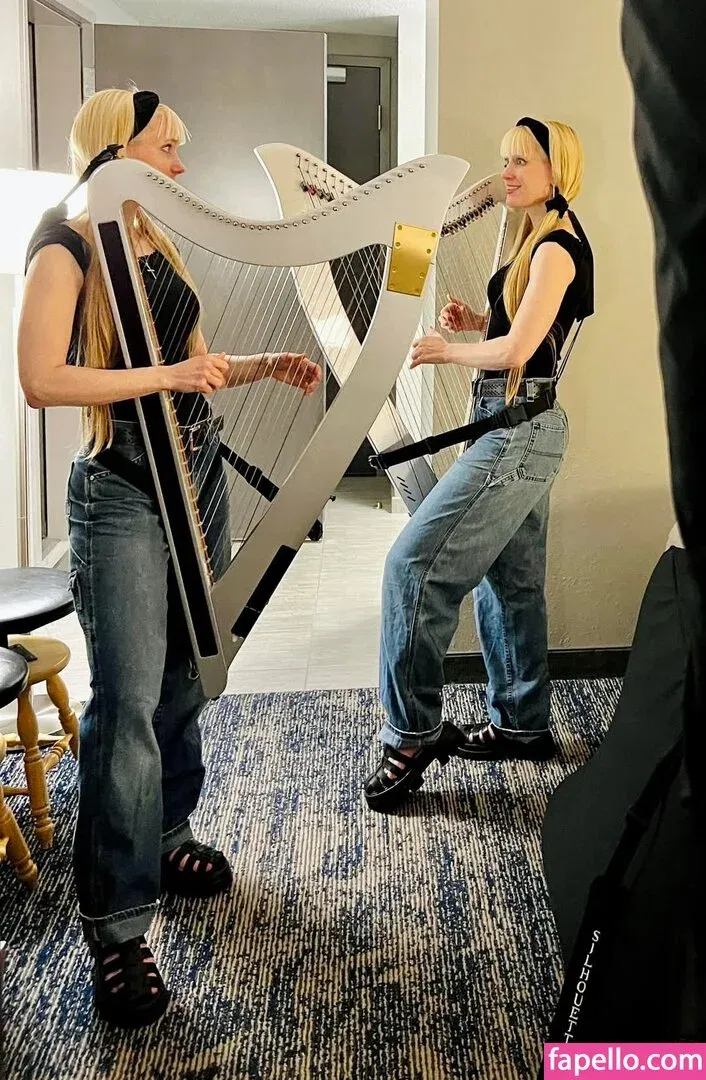 Camille And Kennerly Onlyfans Photo Gallery 