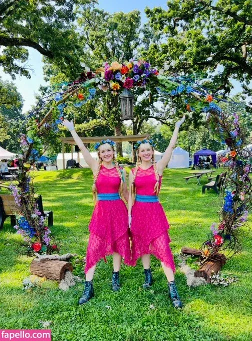 Camille And Kennerly Onlyfans Photo Gallery 