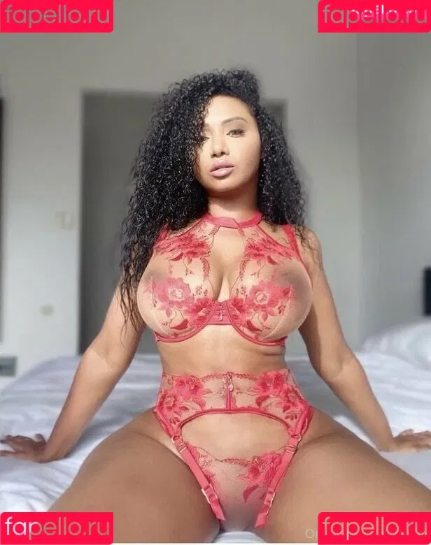 britliv Onlyfans Photo Gallery 