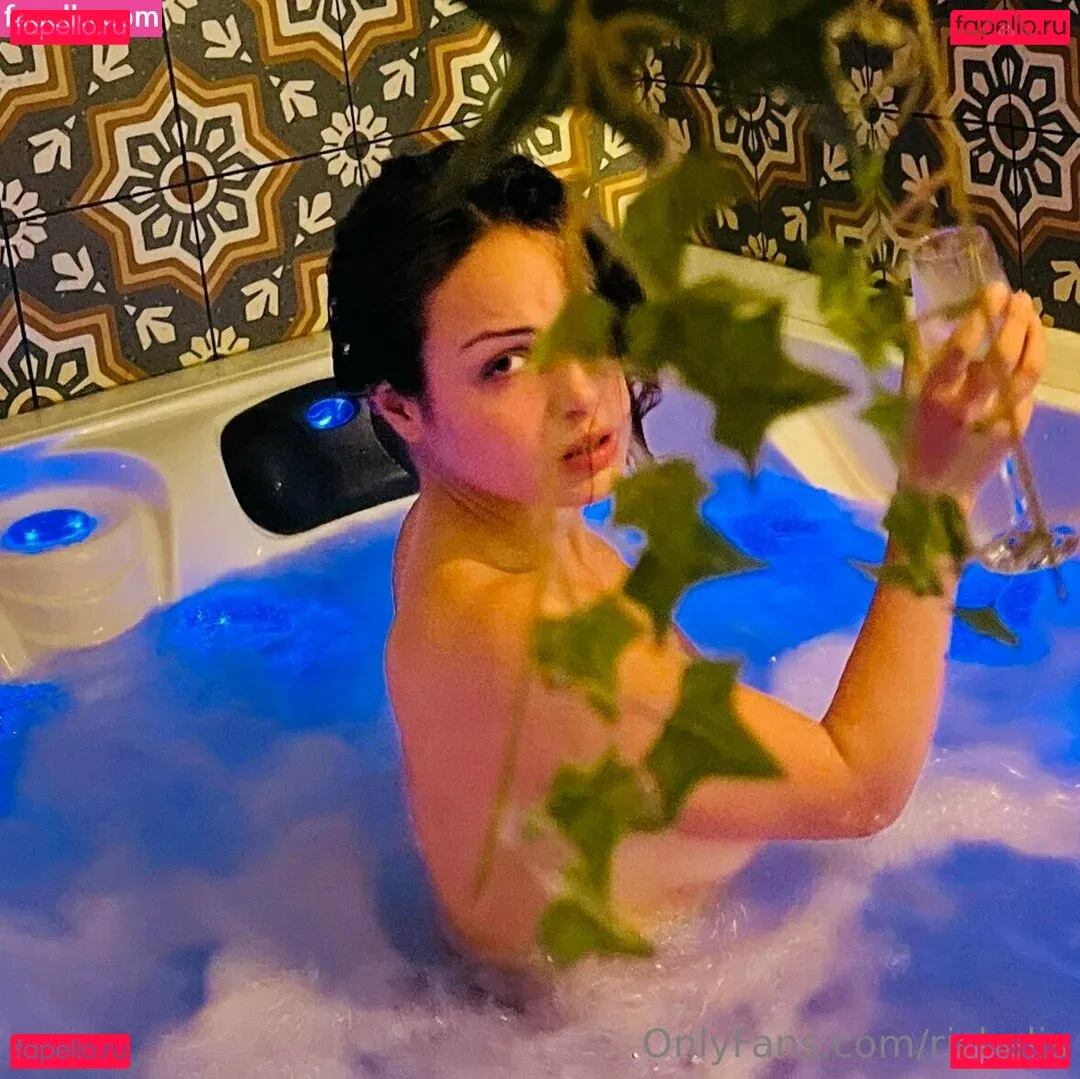 richelis Onlyfans Photo Gallery 