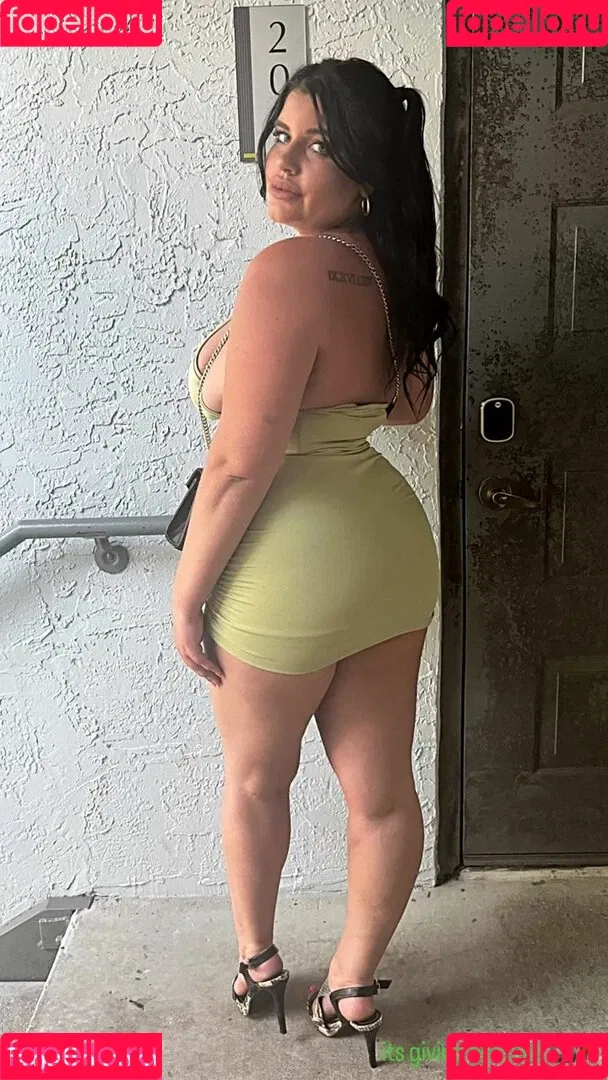 Angie Onlyfans Photo Gallery 