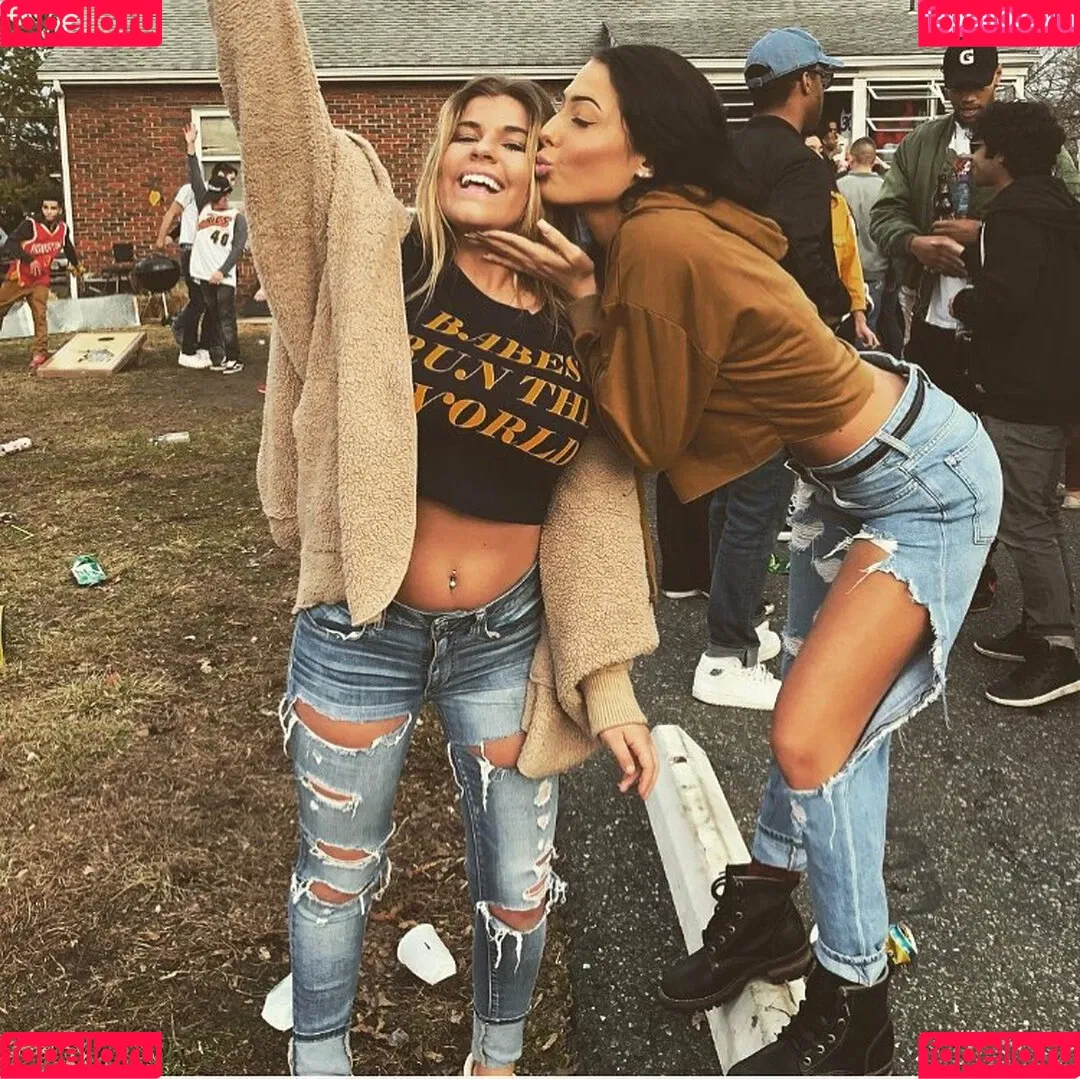 Angie Onlyfans Photo Gallery 