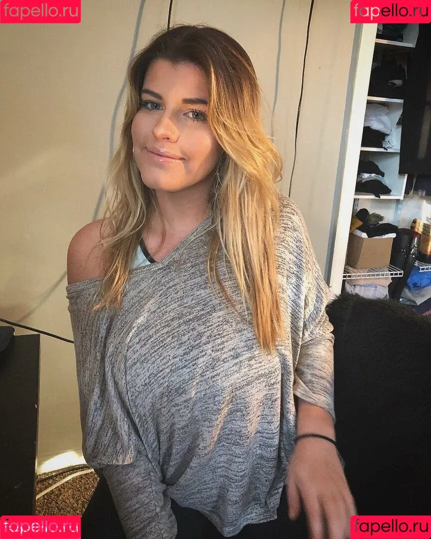 Angie Onlyfans Photo Gallery 