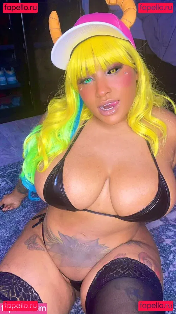 MsNikiarenee Onlyfans Photo Gallery 