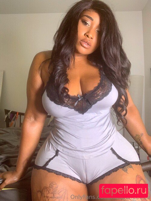 MsNikiarenee Nude Onlyfans Photo 14