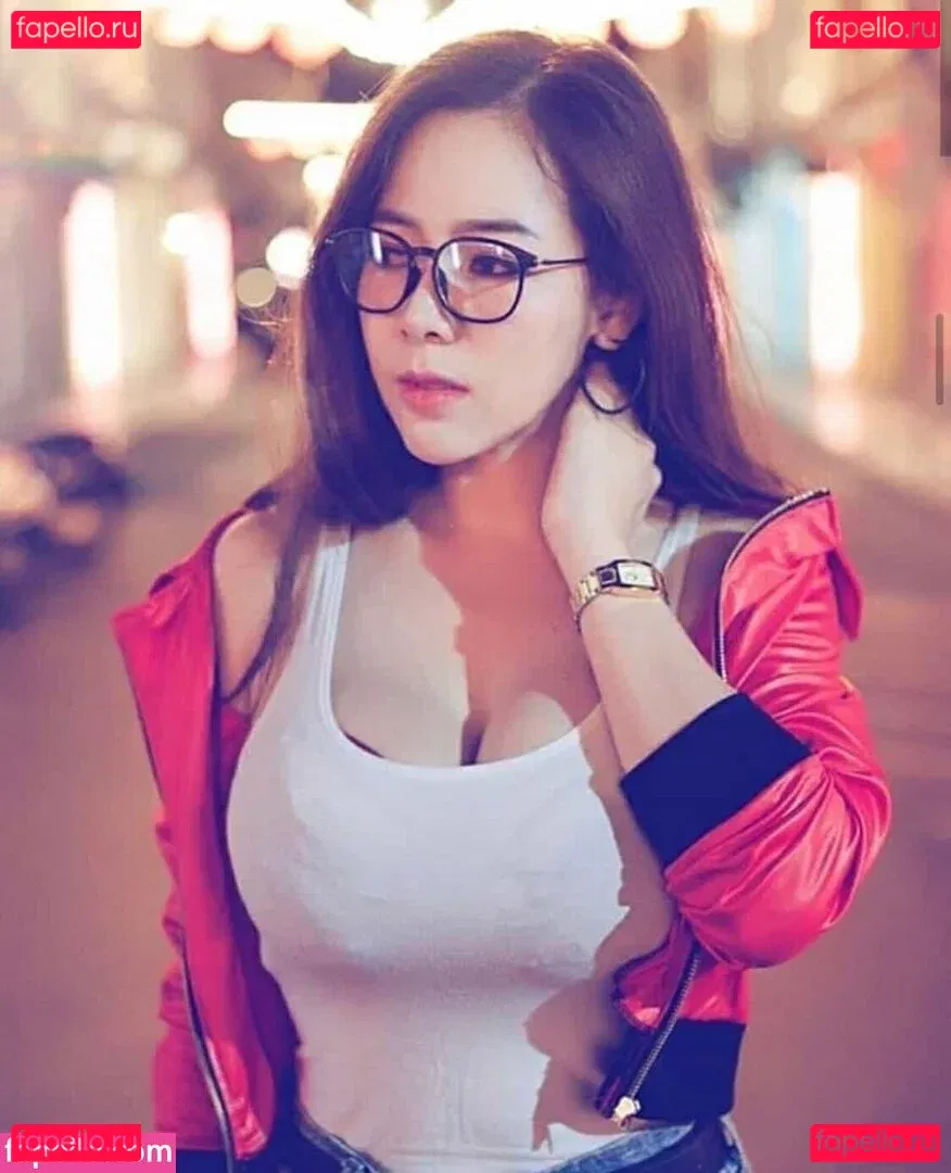 milicodot.22 Onlyfans Photo Gallery 