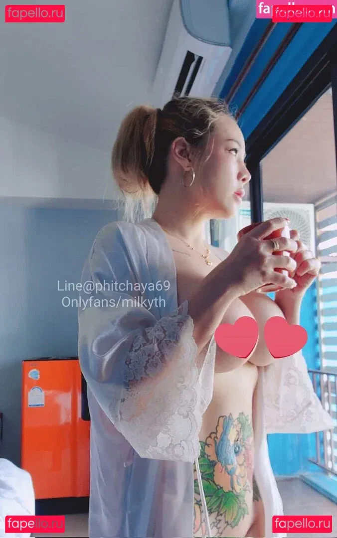 milicodot.22 Onlyfans Photo Gallery 