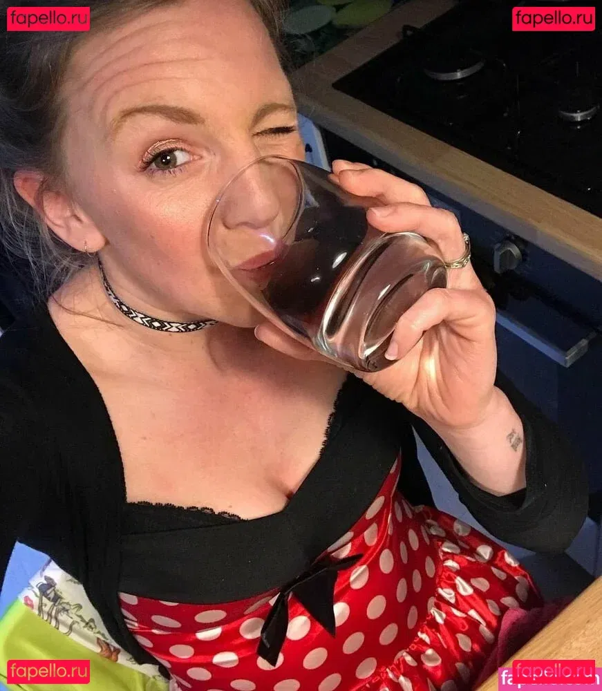 Katy Yardley Onlyfans Photo Gallery 