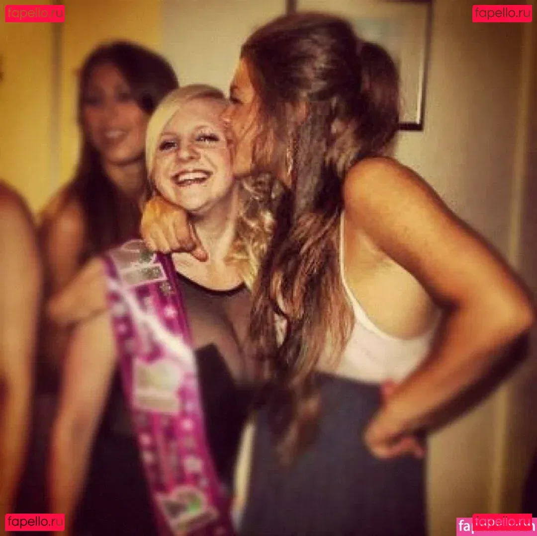 Katy Yardley Onlyfans Photo Gallery 